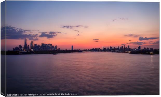 New York sunrise Canvas Print by Jan Gregory