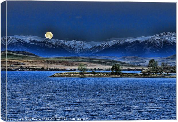Moon Over Cooney Canvas Print by Gary Beeler