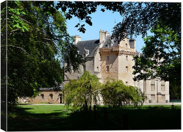 Brodie Castle Canvas Print by Pat Carroll