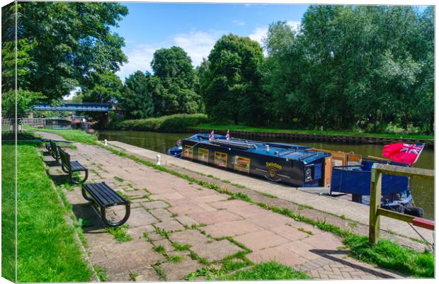 Sprotbrough Canal Canvas Print by Alison Chambers