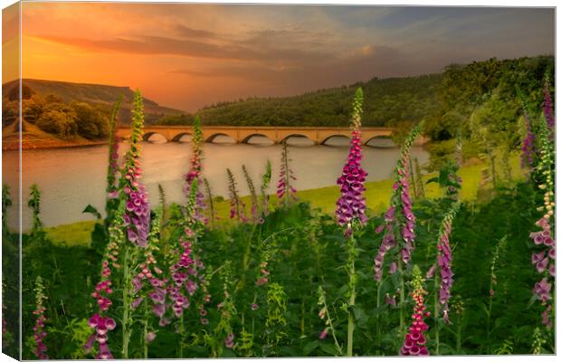 Ladybower Reservoir Sunset Canvas Print by Alison Chambers