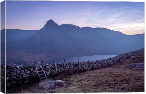 Blue Hour Tryfan Canvas Print by Liam Neon