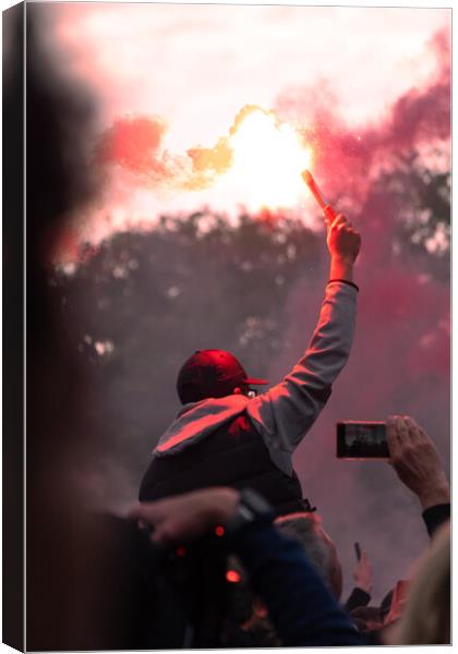 Liverpool Victory Parade 2022 Canvas Print by Liam Neon