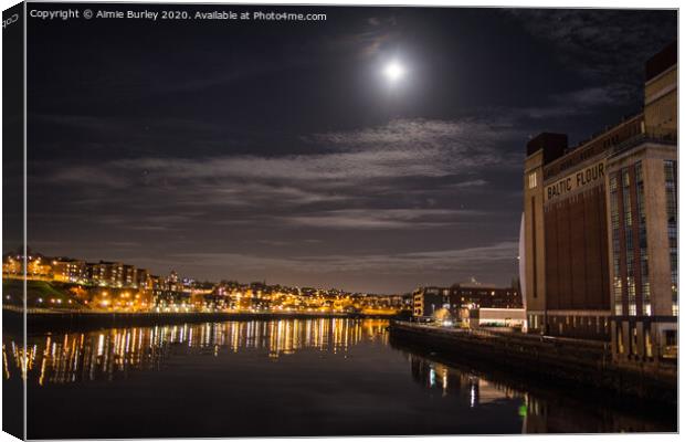 Full moon over the River Tyne   Canvas Print by Aimie Burley