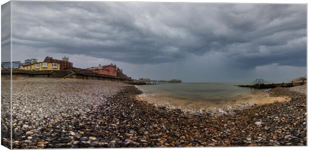 360 panorama of Cromer beach on the North Norfolk Coast Canvas Print by Chris Yaxley