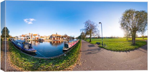 360 panorama of the River Cam in Jesus Green, Cambridge Canvas Print by Chris Yaxley