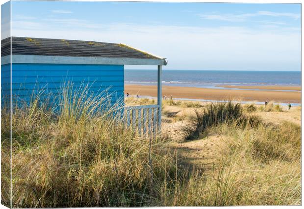 Hunstanton beach hut, North Norfolk Coast Canvas Print by Chris Yaxley