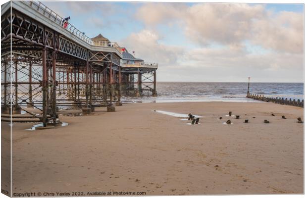 Cromer beach and pier Canvas Print by Chris Yaxley