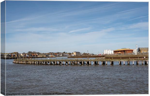 Great Yarmouth harbour entrance Canvas Print by Chris Yaxley