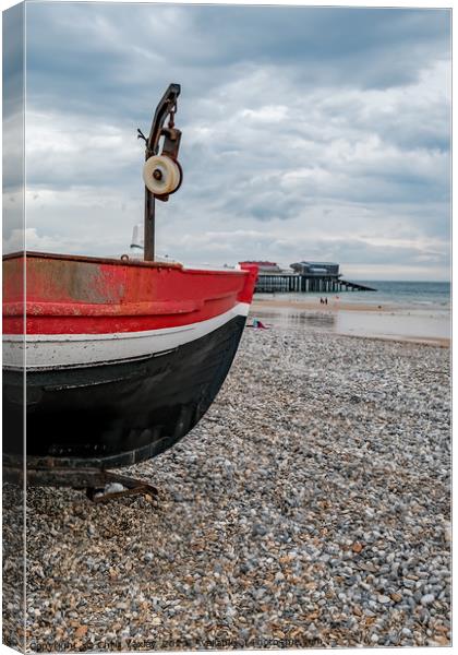 Traditional "Cromer crabs" fishing boat  Canvas Print by Chris Yaxley