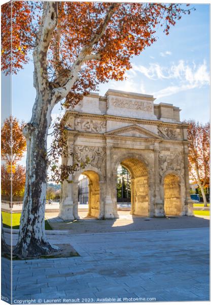 Roman triumphal arch, historical memorial building in Orange cit Canvas Print by Laurent Renault