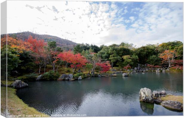 Colorful autumn park and pond in Tenryuji temple garden at Kyoto Canvas Print by Yann Tang