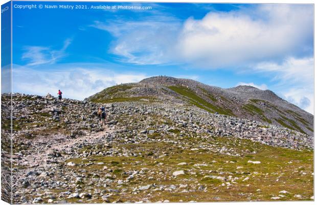 The boulder field at the summit of Schiehallion  Canvas Print by Navin Mistry