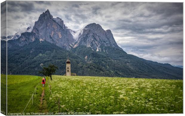 Walking in South Tyrol Canvas Print by Viv Thompson