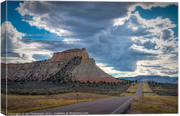 Thundercloud over Capitol Reef Canvas Print by Viv Thompson