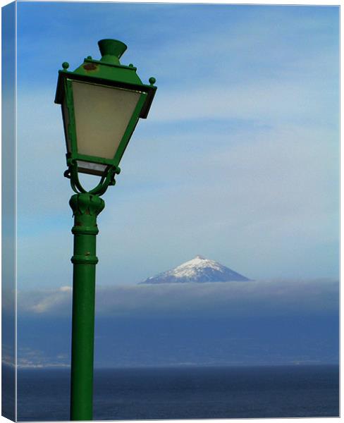 Spain - Pico del Teide from La Gomera 2  Canvas Print by David Turnbull
