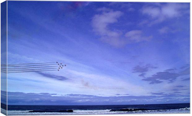 Coast -  Red arrows 3 Sunderland air show.  Canvas Print by David Turnbull