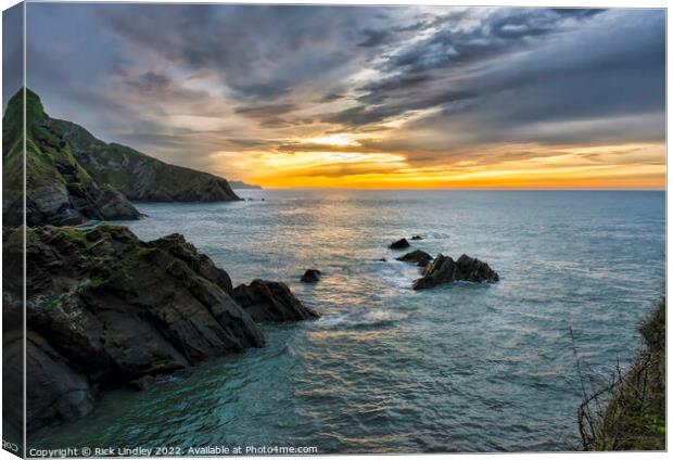 Sunset Over Lundy Island Canvas Print by Rick Lindley
