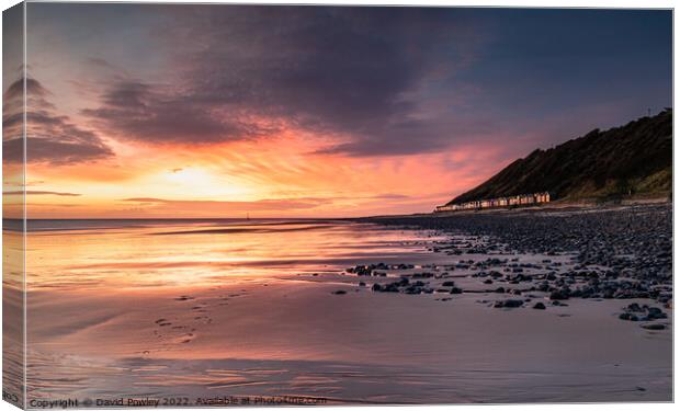 Cromer Beach Sunrise Canvas Print by David Powley