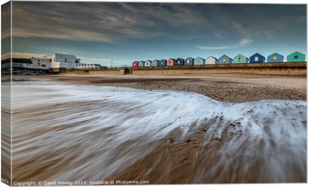 Incoming Tide On Southwold Beach Canvas Print by David Powley