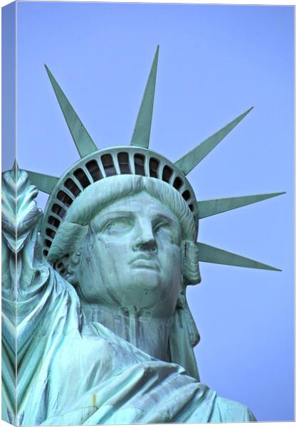 STATUE OF LIBERTY Canvas Print by Sue HASKER