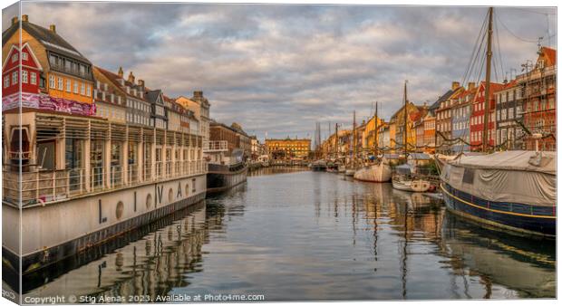 The restaurant boat Liva II moored in the Nyhavn canal in Copenh Canvas Print by Stig Alenäs