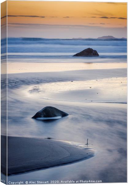 Whitesands Bay Sunset Canvas Print by Alec Stewart