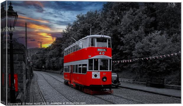 Tram to crich Canvas Print by Peter Hunt