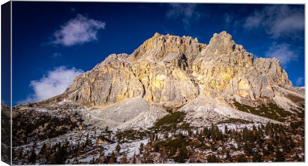 The Dolomites in the Italian Alps - typical view Canvas Print by Erik Lattwein