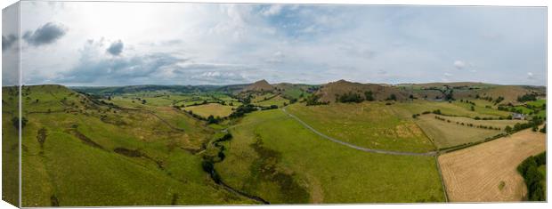 Panoramic view over the beautiful landscape of Peak District National Park Canvas Print by Erik Lattwein