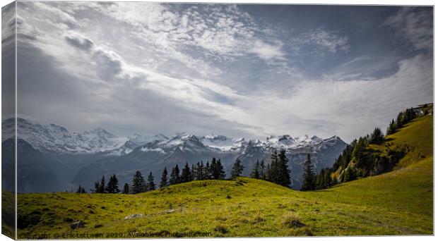 The wonderful mountains of the Swiss Alps Canvas Print by Erik Lattwein