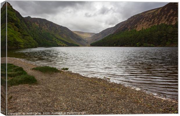 Glendalough the valley of the two lakes Canvas Print by Jordi Carrio