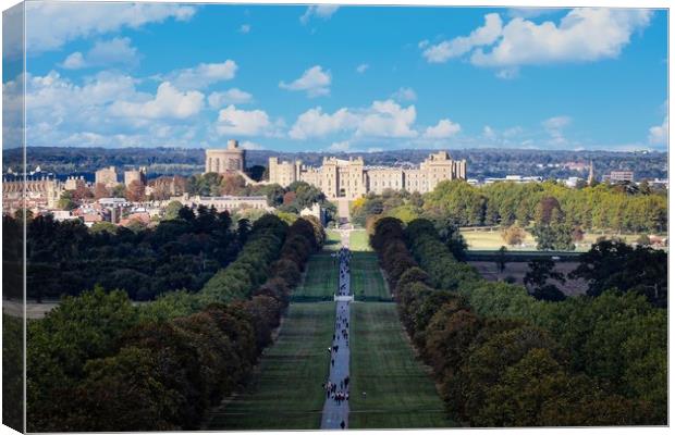 The long walk to Windsor Castle, Berkshire Canvas Print by Simon Marlow