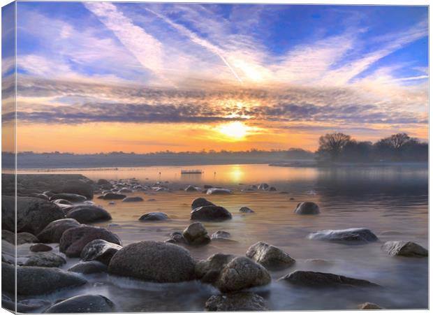 Sunrise by the lake, Reading, Berkshire Canvas Print by Simon Marlow