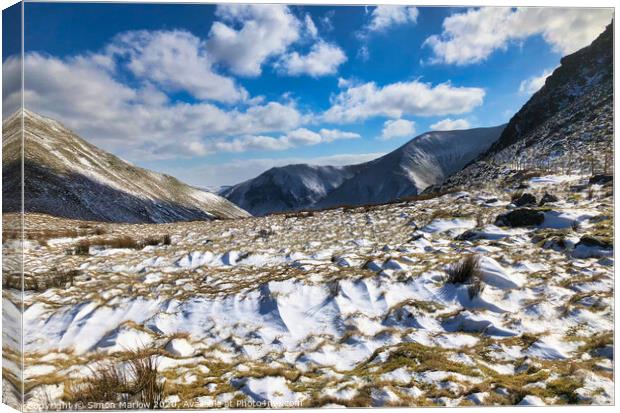 Snowdonia National Park in winter Canvas Print by Simon Marlow