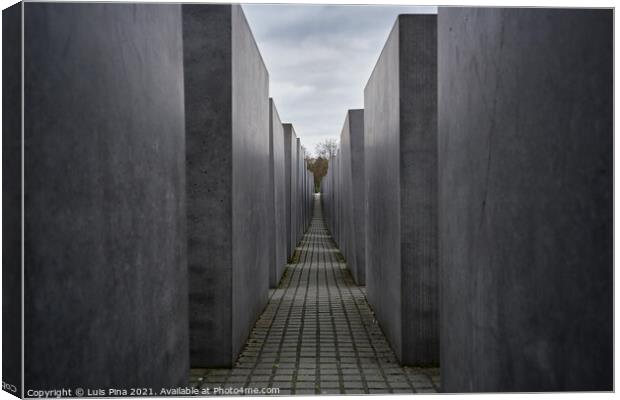 Memorial to the Murdered Jews of Europe in Berlin Canvas Print by Luis Pina