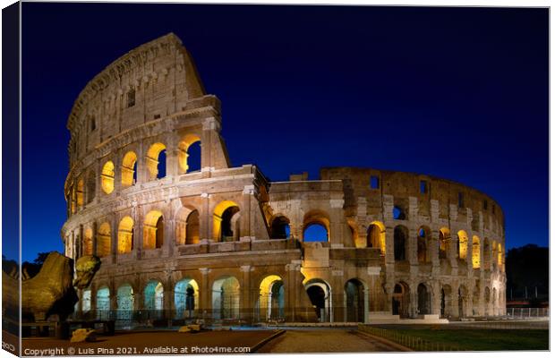 Coliseum in Rome at night Canvas Print by Luis Pina