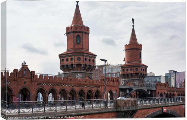 Oberbaum Bridge in Berlin on a cloudy day, in Germany Canvas Print by Luis Pina