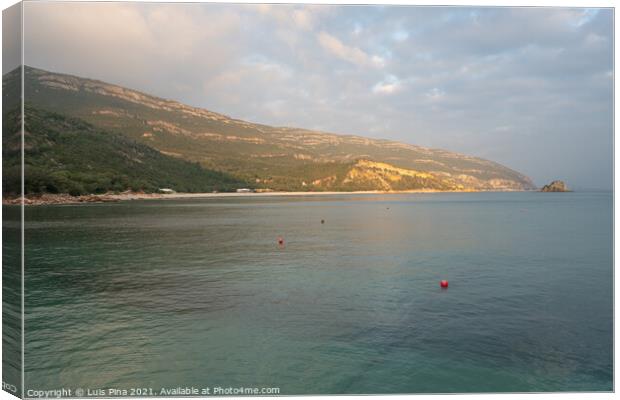 Sea landscape of turquoise idylic water in Portinho da Arrabida, Portugal Canvas Print by Luis Pina