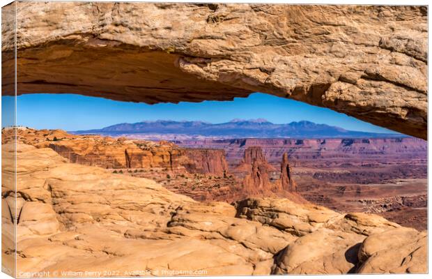 Mesa Arch Rock Canyonlands National Park Moab Utah  Canvas Print by William Perry