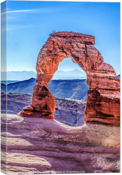 Delicate Arch Rock Canyon Arches National Park Moab Utah  Canvas Print by William Perry