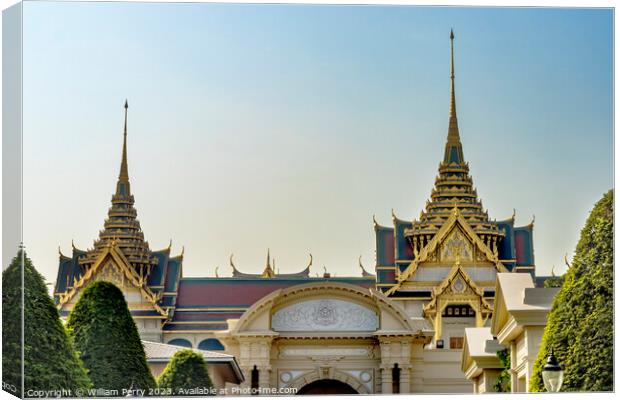 Entrance Gate Grand Palace Bangkok Thailand Canvas Print by William Perry