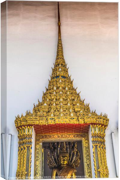 Golden Buddha Statue Entrance Wat Pho Bangkok Thailand Canvas Print by William Perry