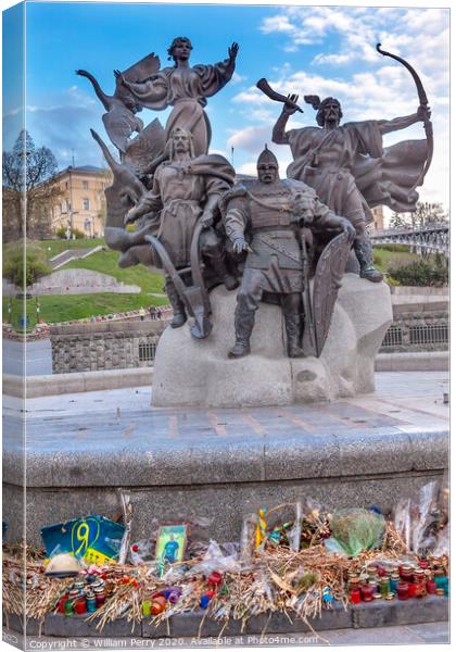 Founders Monument Memorials Maidan Square Kiev Ukraine Canvas Print by William Perry