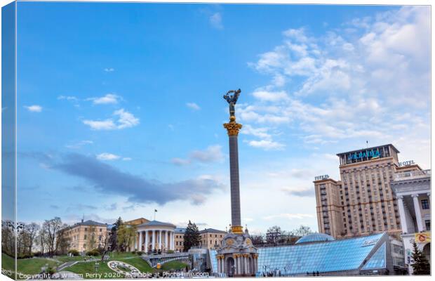 Independence Monument Berehynia  Maidan Square Kiev Ukraine Canvas Print by William Perry