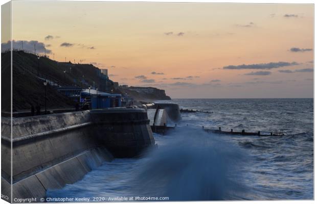 Cromer waves Canvas Print by Christopher Keeley