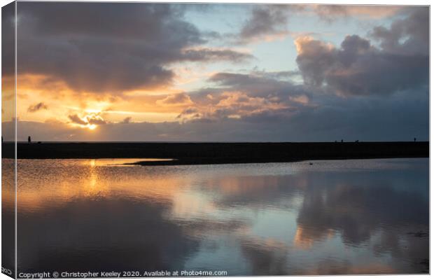 Sunrise at Gorleston beach Canvas Print by Christopher Keeley