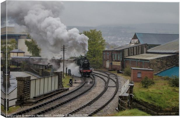 Leaving Keighley in the rain Canvas Print by Richard Perks