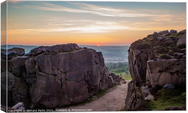 Ilkley Moor at Sunrise Canvas Print by Richard Perks