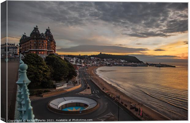 Scarborough`s Grand Hotel and beach Canvas Print by Richard Perks